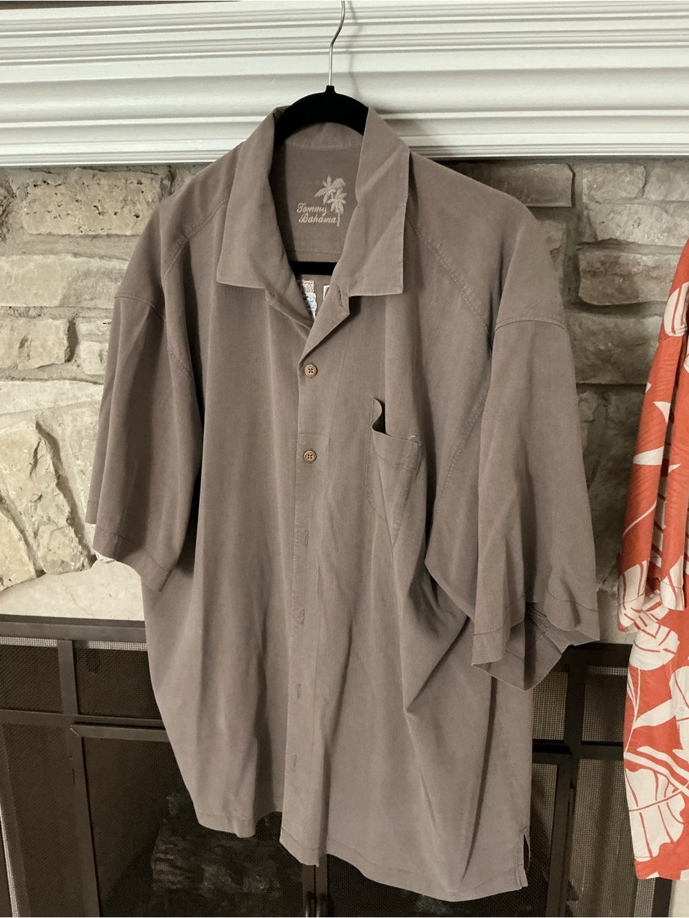 Tommy Bahama Casual Short-Sleeve Button-Down silk Shirt in Taupe